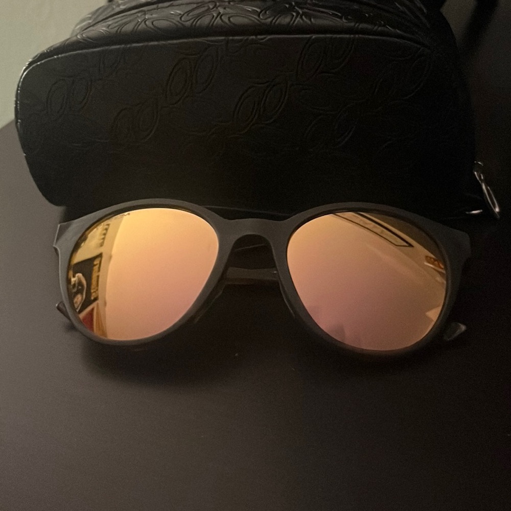 Excellent condition, case included